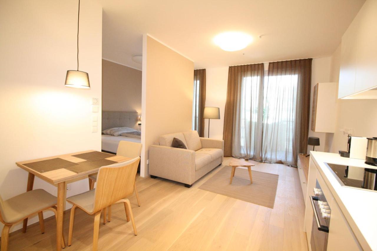 Your Living Vienna Cbd Bagian luar foto